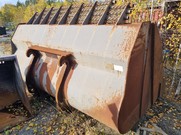 Lastskopa 8 kbm "Stor stora BM"