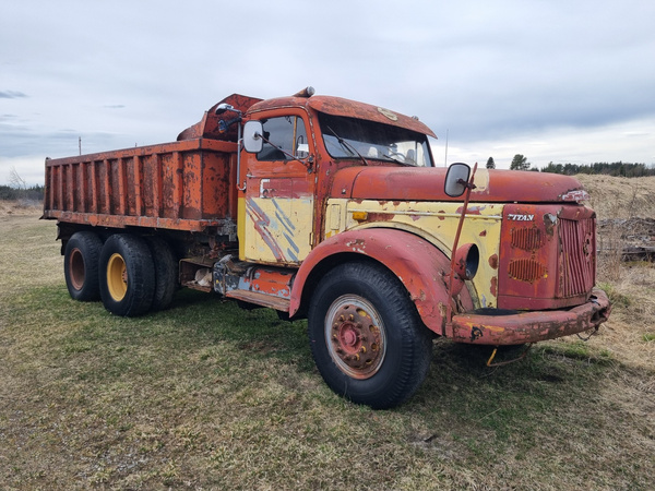 Volvo Titan "Veteranlastbil"