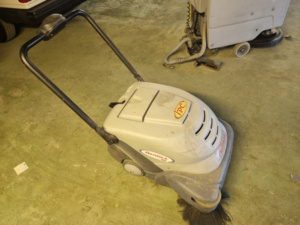 Skurmaskin 460E Batteridriven