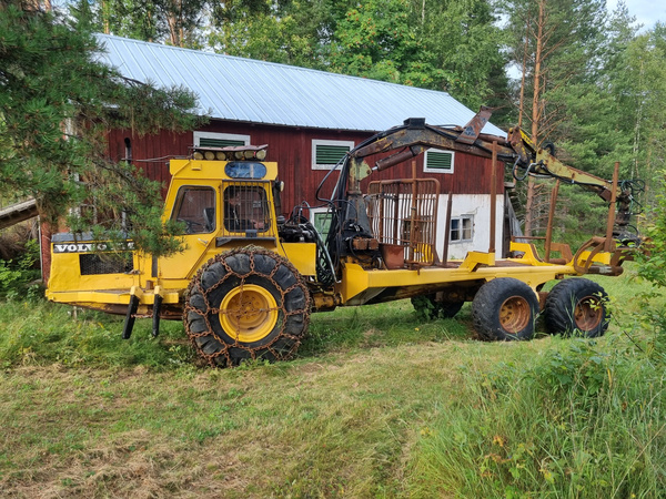 Skotare Volvo BM 868 med Stegmatare "Tvåspak"