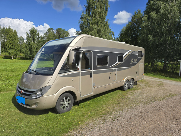 Bustner 915i Grand Panorama 2013 3.0L Kamkjedja Aut