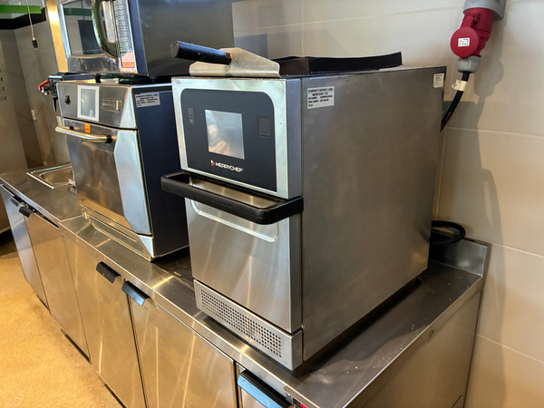 Snabbugn Merrychef eikon e2s – professionell high-speed-ugn