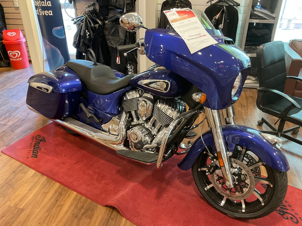 Indian Chieftain Limited Spirit Blue Metallic, E1029