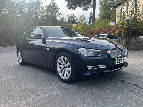 BMW 320d 184hk AUT Pdc Navi Skinn 