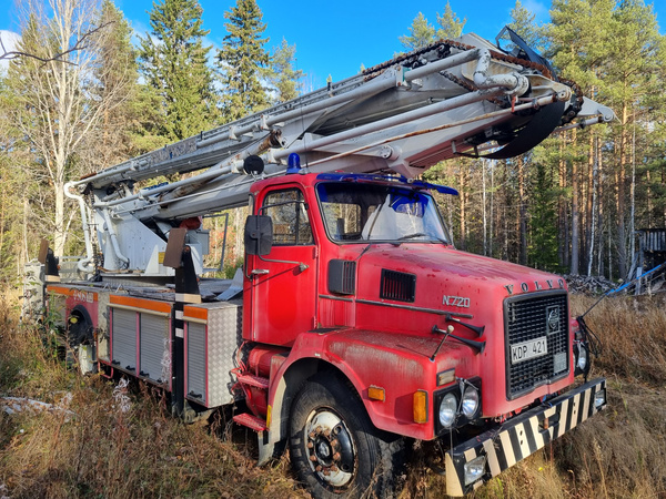 Volvo N7 4X2 med Svabo-liften 19 meter