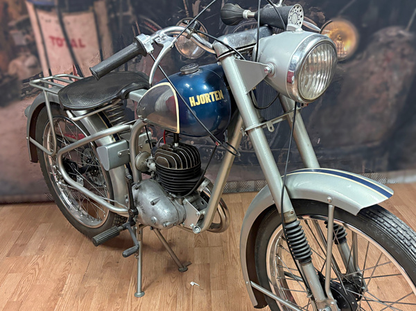 Moped Apollo 120 cc 1953 "Hjorten"