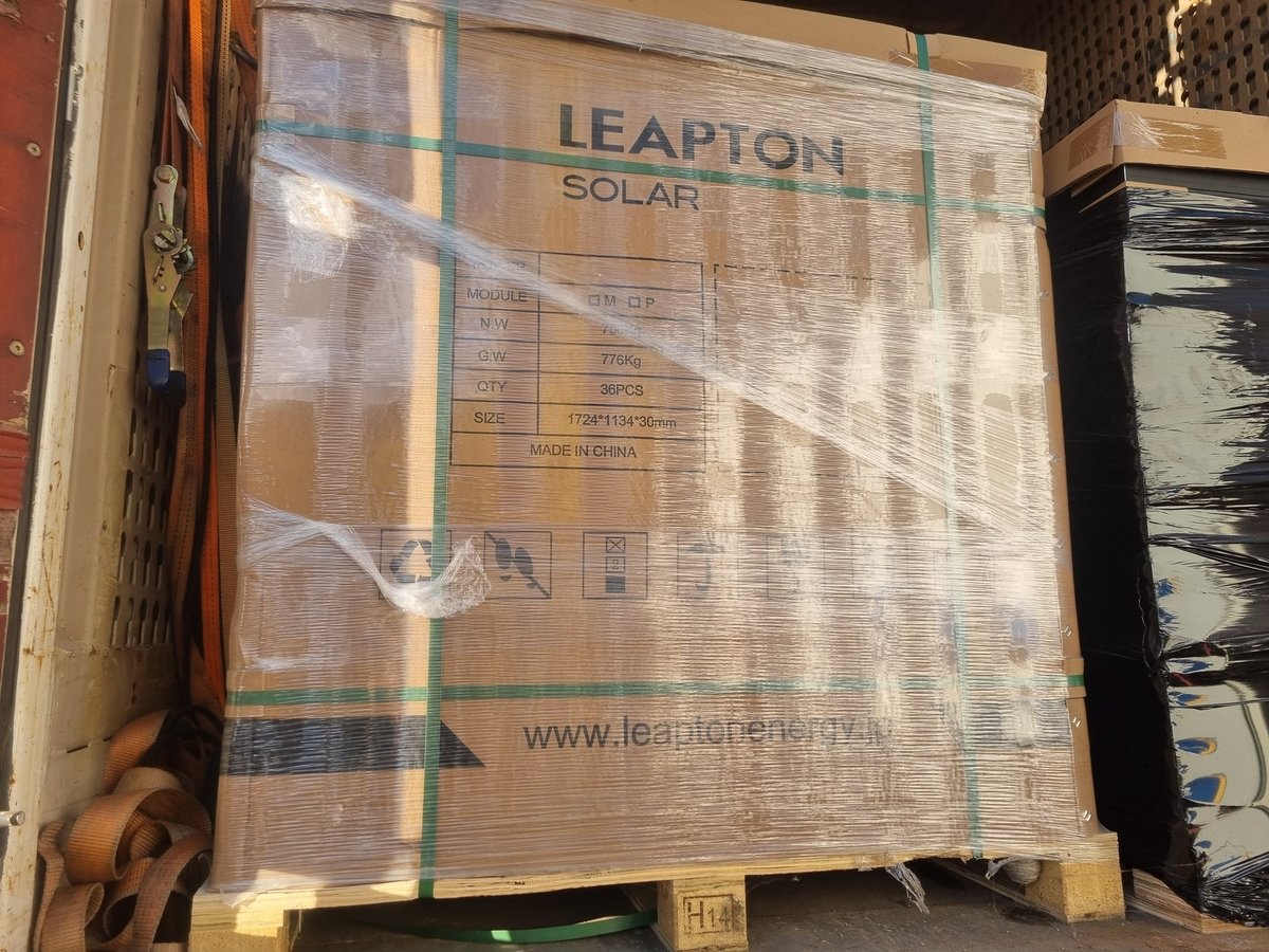 Solpaneler Leapton Solar LP182, 70,3 kvm (pall nr 6)