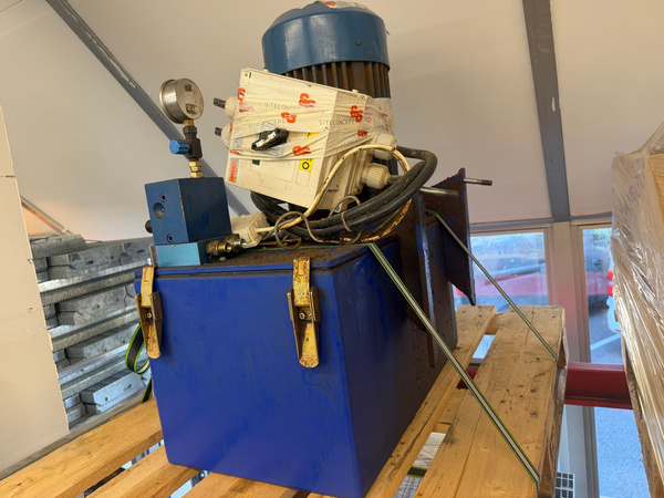 F0254 hydrauliskt kraftaggregat