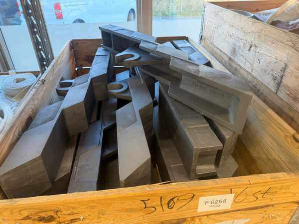 F0268 – Parti gjutna slitdelar / industrikomponenter
