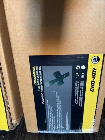 E1179– NYTT Original bukskydd Can-Am Outlander G2L 1UP