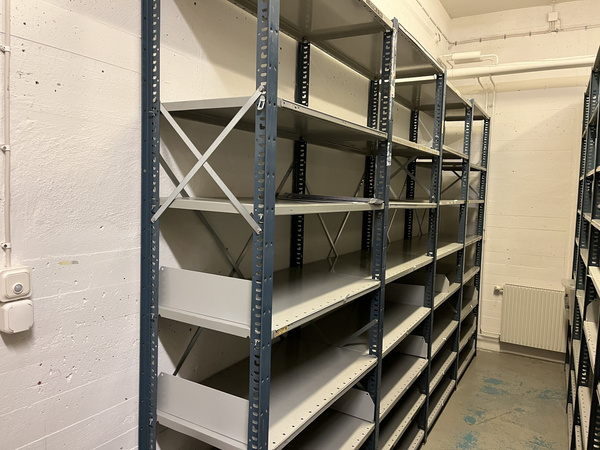 Stabila plåthyllor 400 x 250 x 50