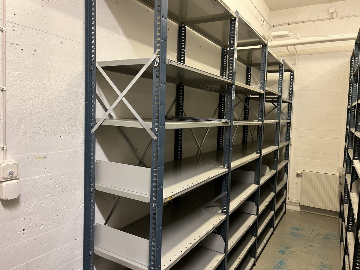Stabila plåthyllor 400 x 250 x 50