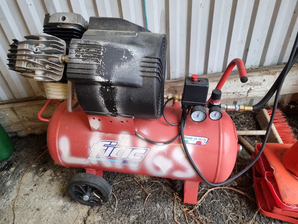 Kompressor Fiac VX 50-304 med slangvinda