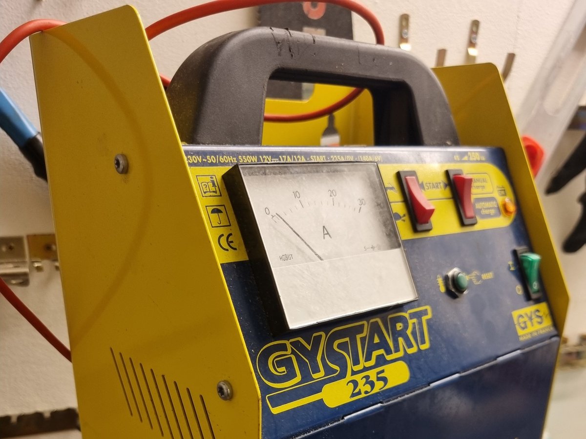 Batteriladdare GYS Gystart 235