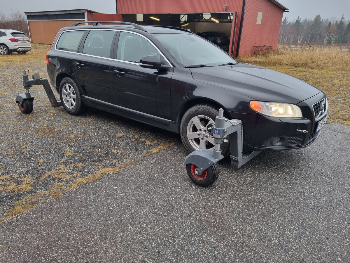 Halkutbildning/Övningsbil Volvo Halkutrustad med Skidcar