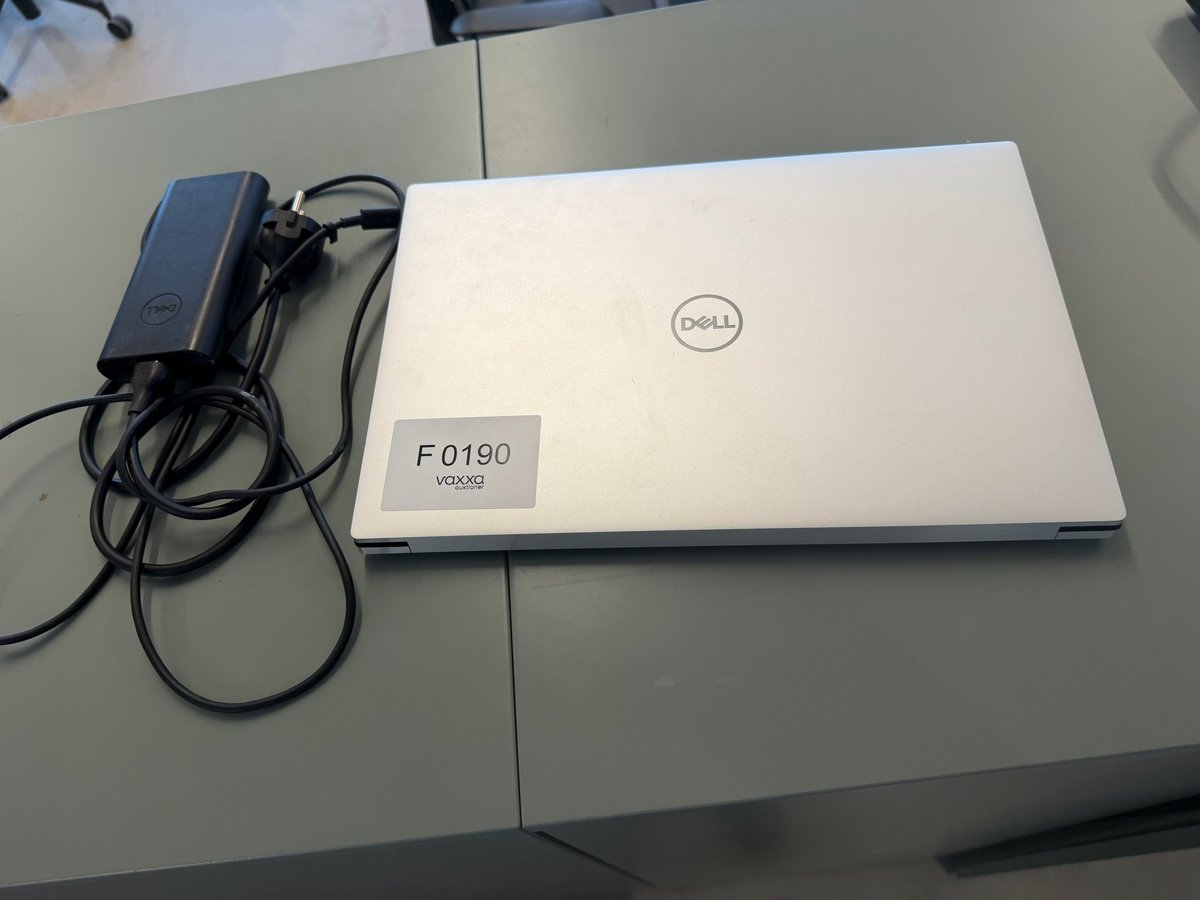 F0190 – Dell XPS 15 9500 – Intel Core i7 – laddare