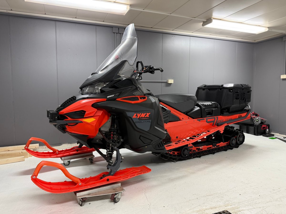 Lynx xterrain Brutal 850 - 22