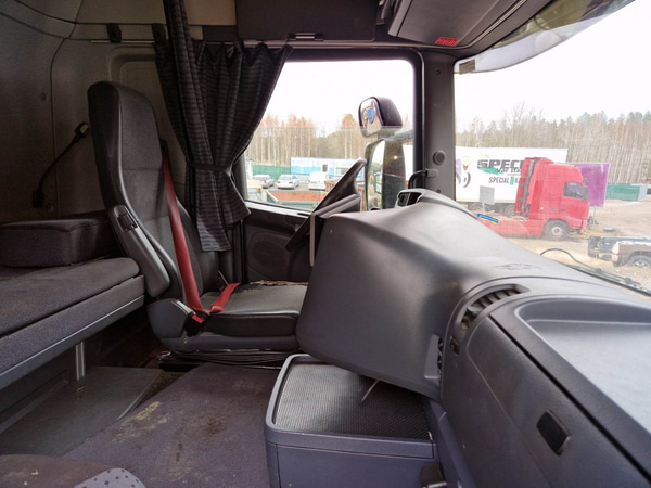 Scania R 420 6X2 Dragbil /nny Autolåda.