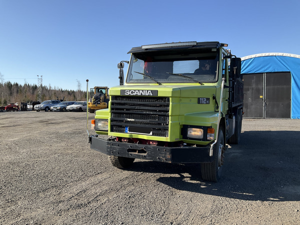 Veteranlastbil SCANIA T 112 H 6X2 42 *Auktion