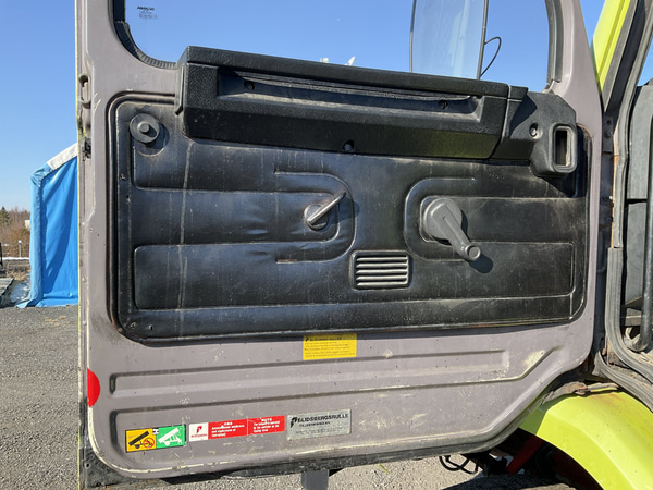 Veteranlastbil SCANIA T 112 H 6X2 42 *Auktion